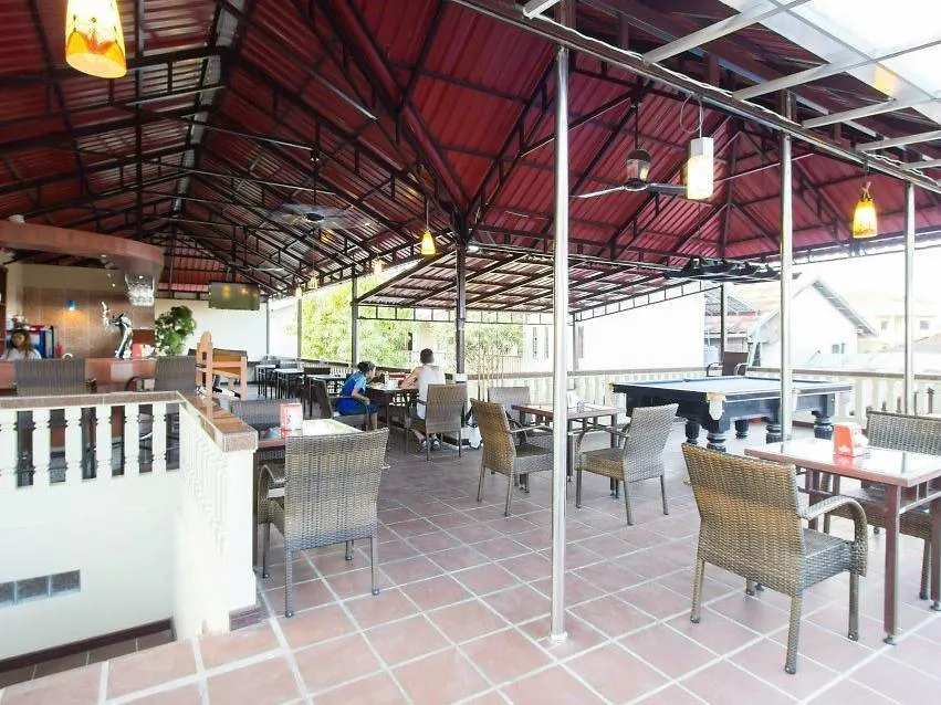 Sakal Guesthouse Restaurant & Bar Sihanoukville 2*,
