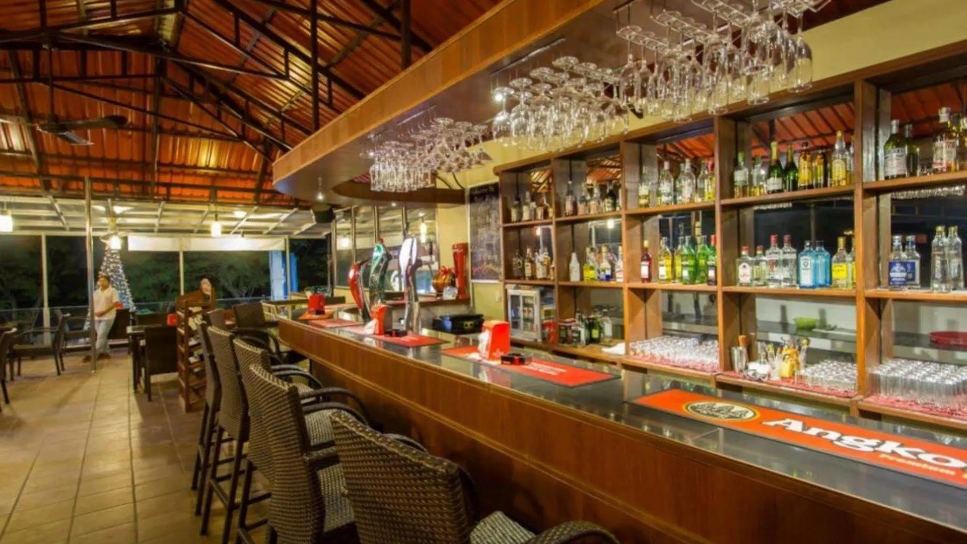 Sakal Guesthouse Restaurant & Bar Sihanoukville 2*,